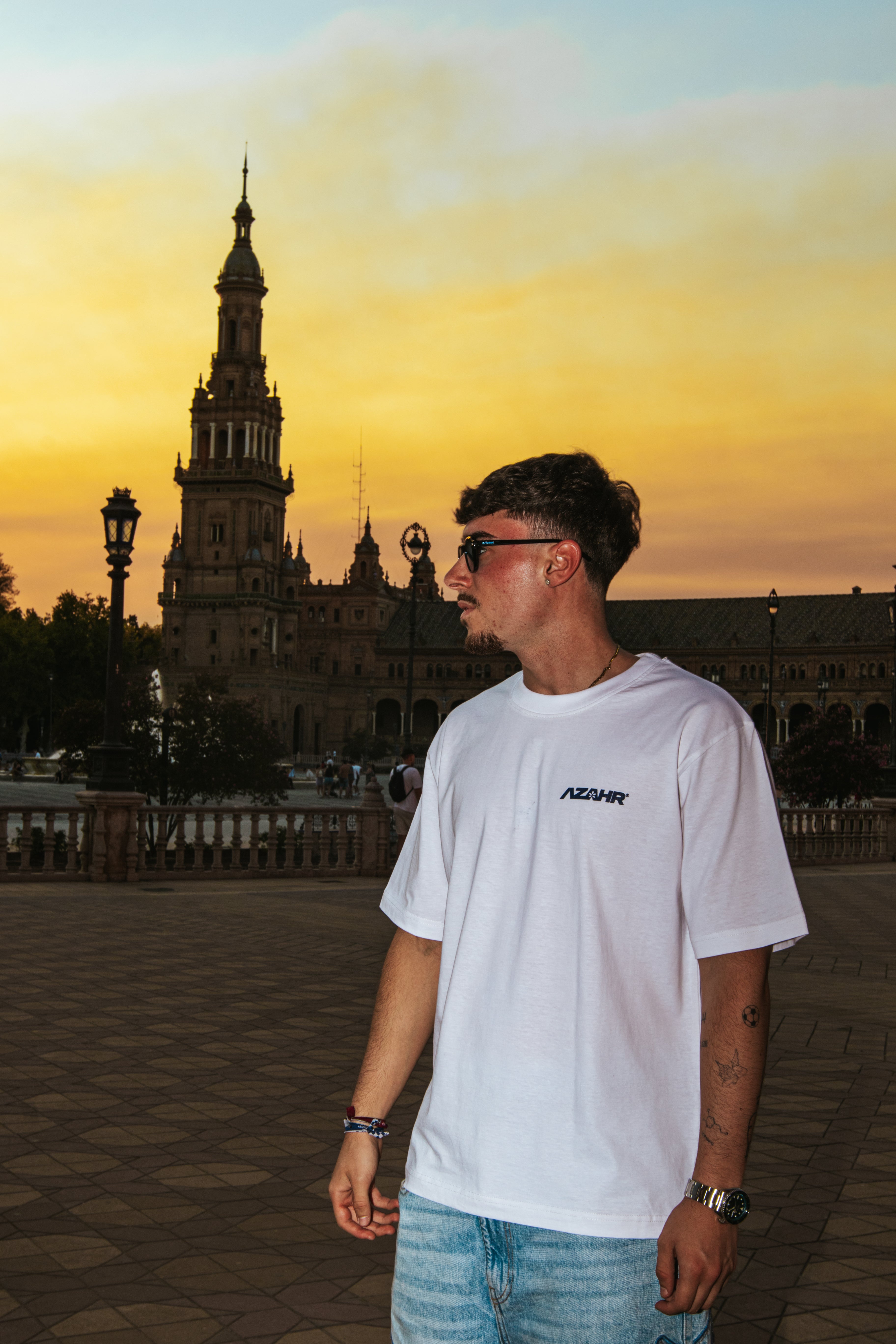 Colección de camisetas AZAHR